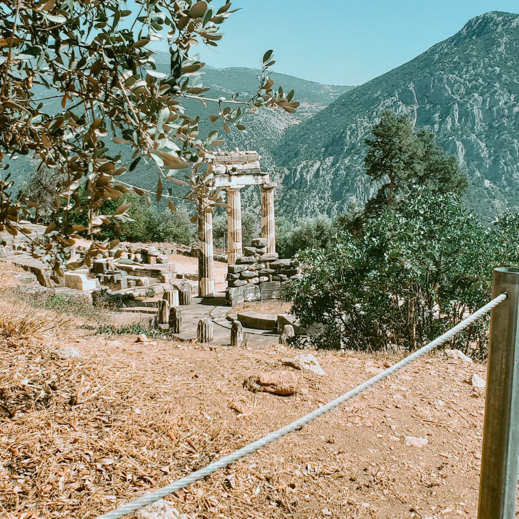 Delphi column ruins with a mountain view