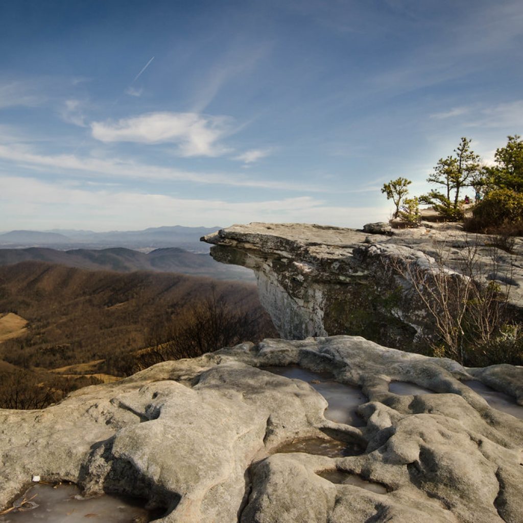 mcafee knob with cliffside scenic views in virginia