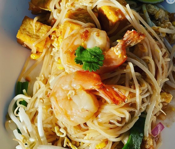 sla thai shrimp dish