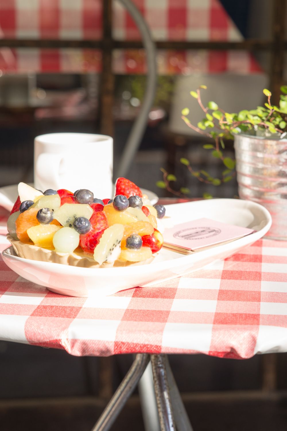 bowl of fruit on picnic table for japan cafe