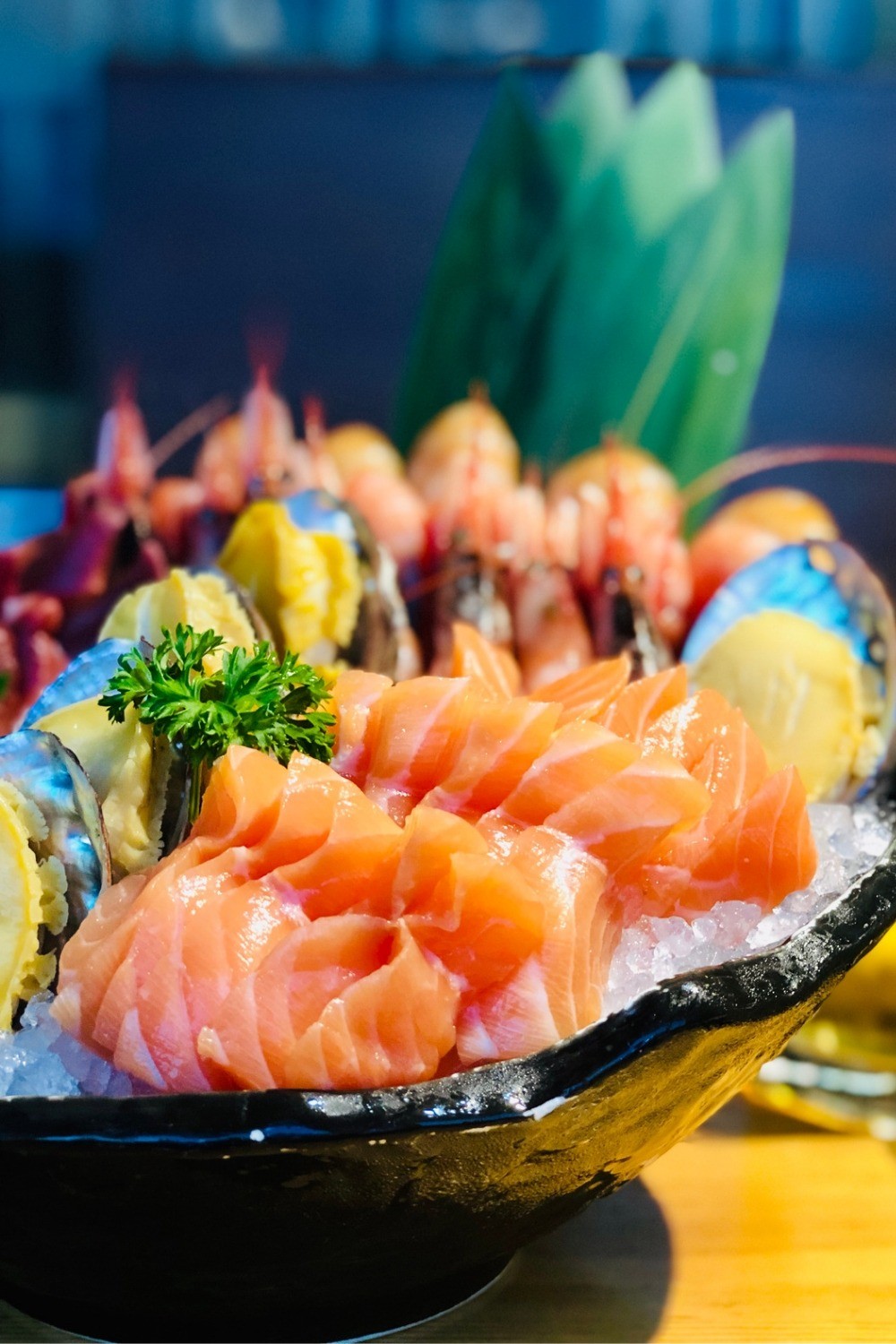 sashimi with other seafood