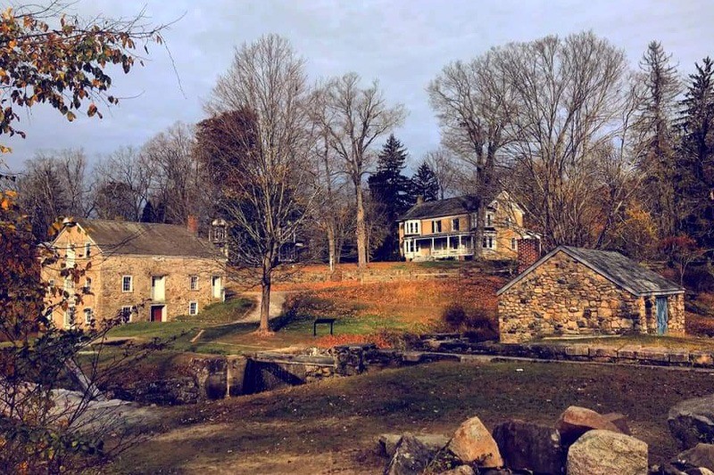 waterloo village with bare trees in new jersey