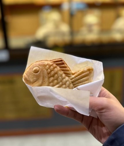 fish shaped pastry in japan