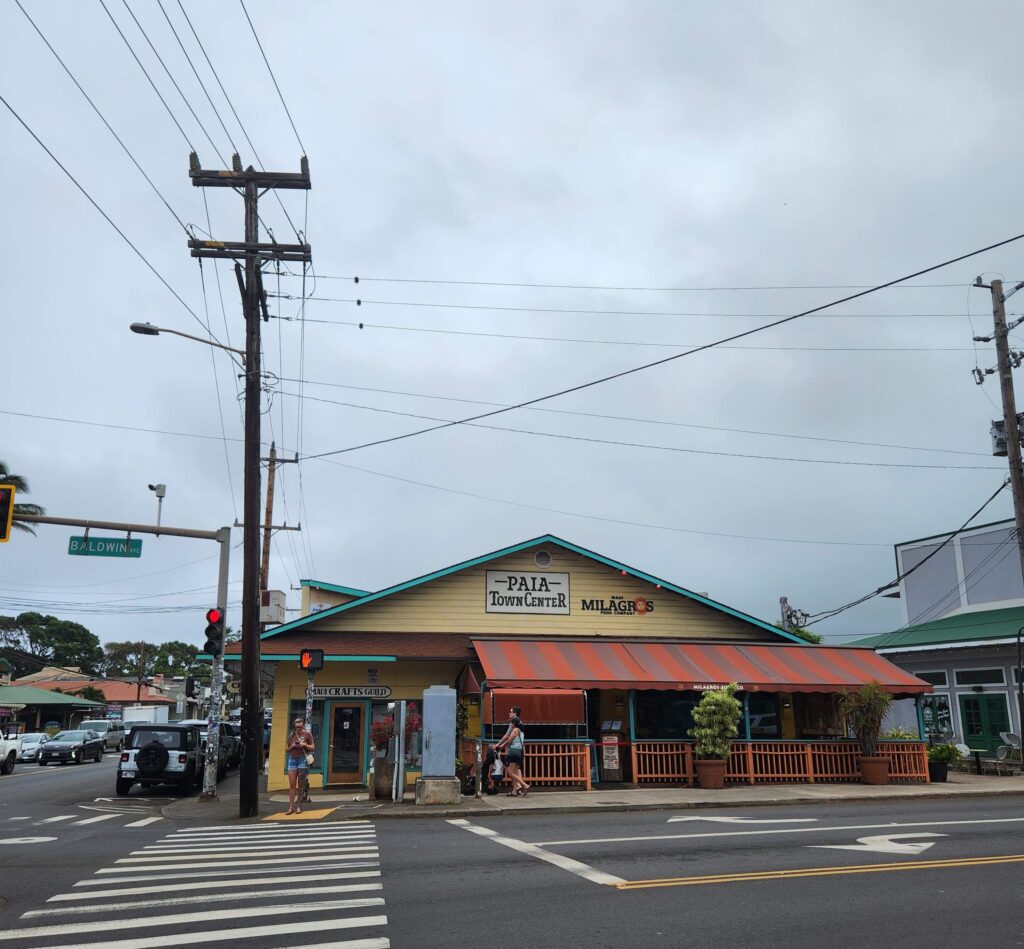 charming building with crosswalk in paia